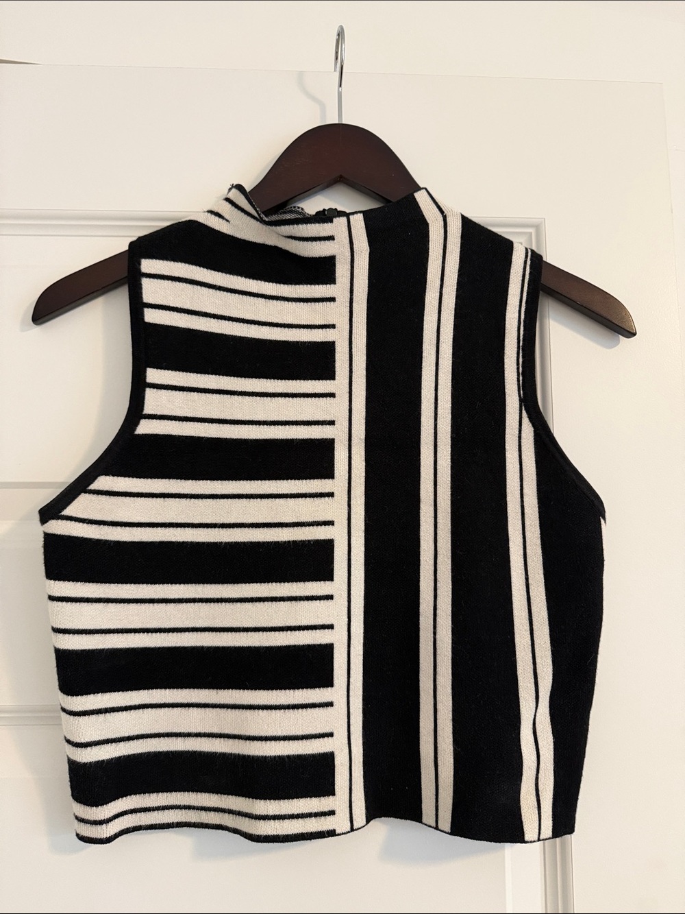 Black & White Striped Sleeveless Knit Top